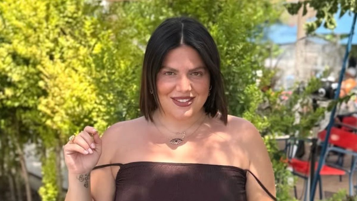 Δανάη Μπάρκα: Η χιουμοριστική αντίδρασή της σε αρνητικό σχόλιο για το νέο της look