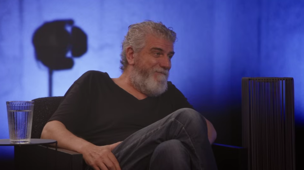 Βλαδίμηρος Κυριακίδης: «Δεν πιστεύω στον Θεό» – Η προσωπική του τοποθέτηση για την πίστη
