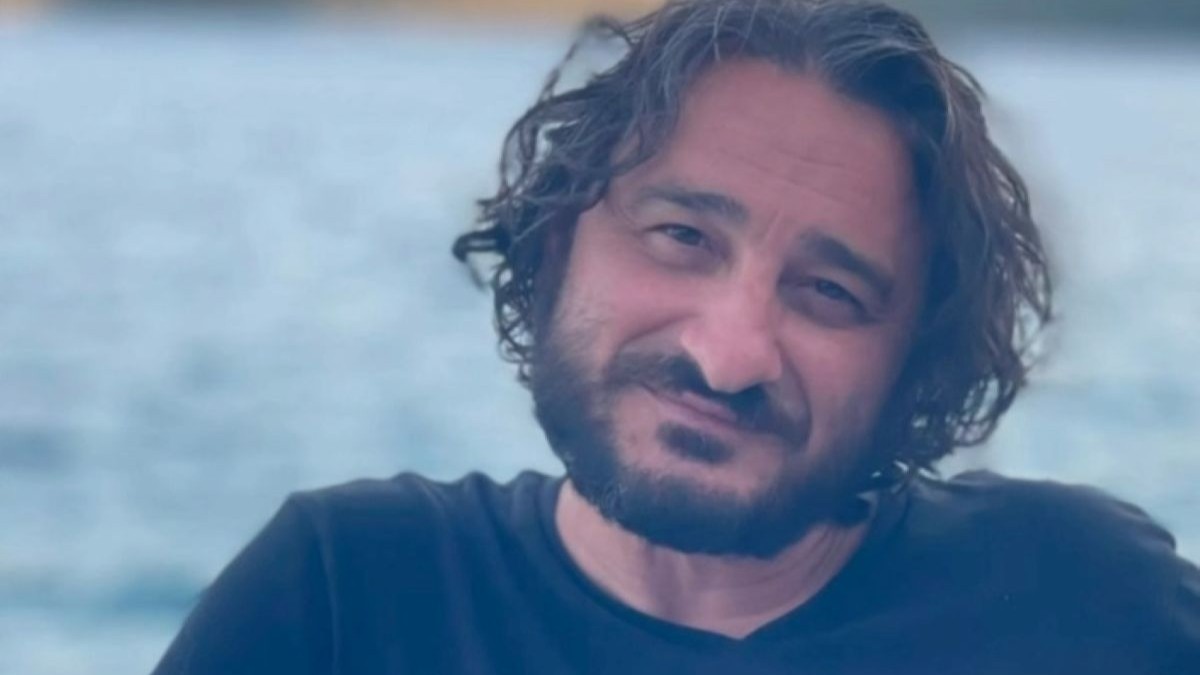 Βασίλης Χαραλαμπόπουλος: Καλοκαιρινές στιγμές δίπλα στη θάλασσα – Οι φωτογραφίες από τις διακοπές του