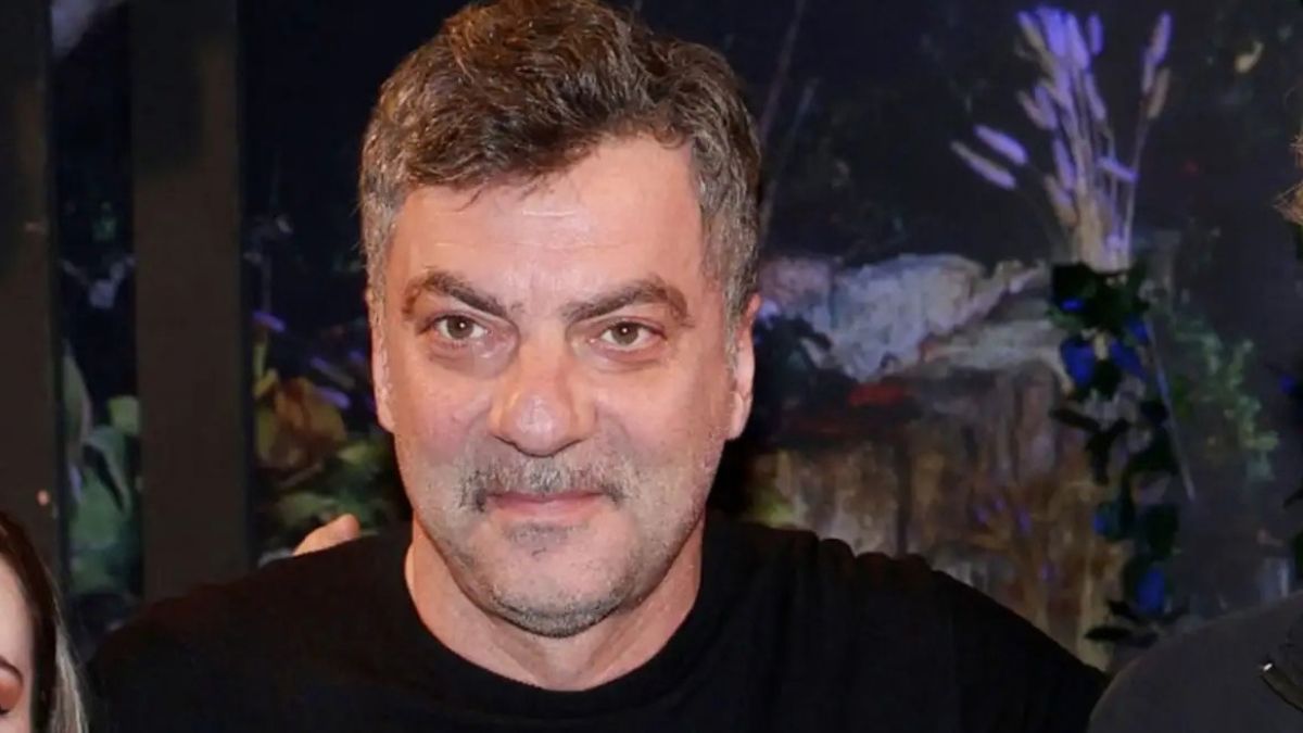 Στάθης Μαντζώρος: Η δημόσια έκκληση της συζύγου του για την υγεία του ηθοποιού – «Ο αγώνας μας συνεχίζεται και είμαι ευγνώμων που σας έχουμε δίπλα μας»