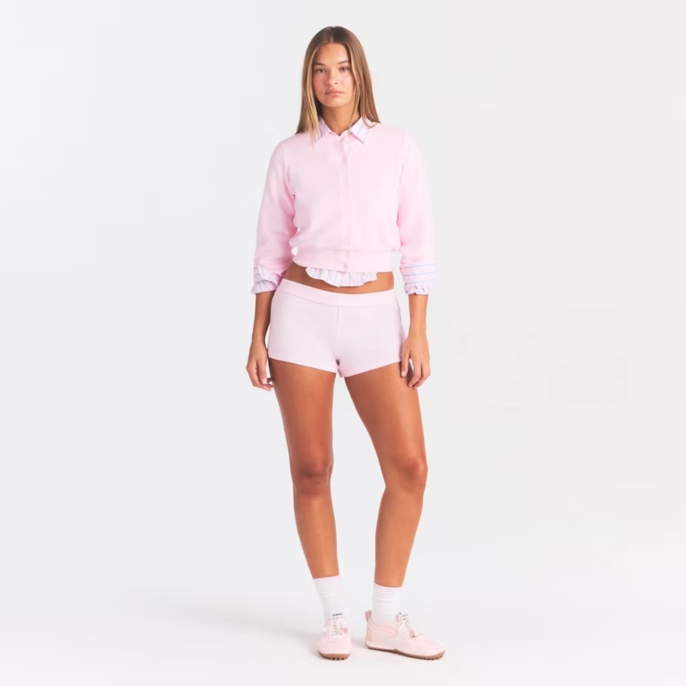 μικρό cardigan
