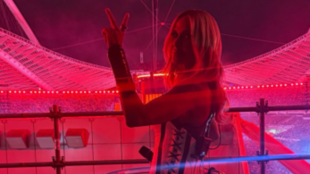Άννα Βίσση: Η συγκινητική στιγμή στο ΟΑΚΑ όπου “συνομιλεί” με τον νεότερό της εαυτό