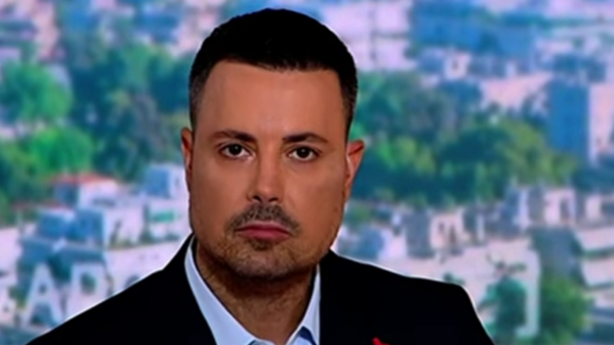 Ο Πέτρος Κουσουλός αποκαλύπτει: «Ήμουν ένας από αυτούς που μπήκαν στο ιατρείο της Γάκα. Προλάβαμε να καταγράψουμε τι ακριβώς συνέβαινε εκεί»