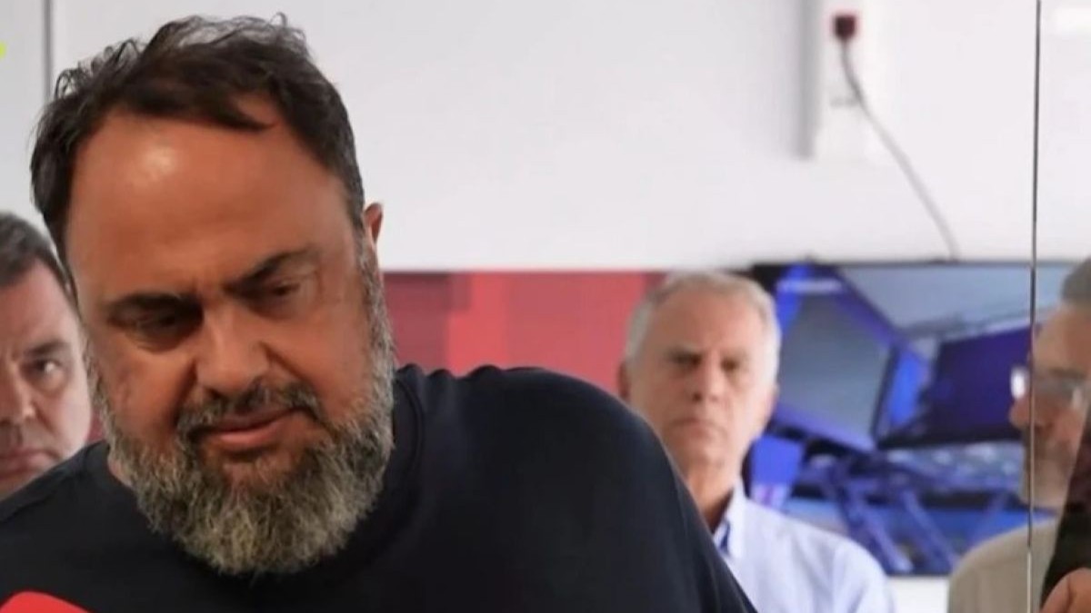 MEGA NEWS 104.6: Αγιασμός στα νέα στούντιο παρουσία του Βαγγέλη Μαρινάκη – «Ανεξάρτητο και αντικειμενικό»