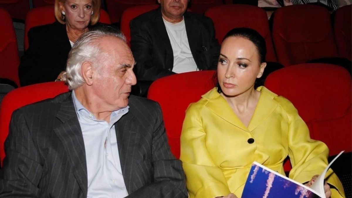 Βίκυ Σταμάτη – Τσοχατζοπούλου: «Το παιδί μου με κράτησε όρθια. Δεν είχα την πολυτέλεια να καταρρεύσω»