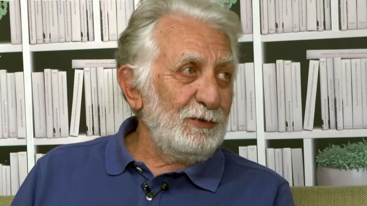 Αλέξανδρος Μυλωνάς: «Ο πατέρας μου είχε εξοριστεί στην Αμοργό και το έσκασε. Το διάβασα σε πρωτοσέλιδο στην Αμερική»