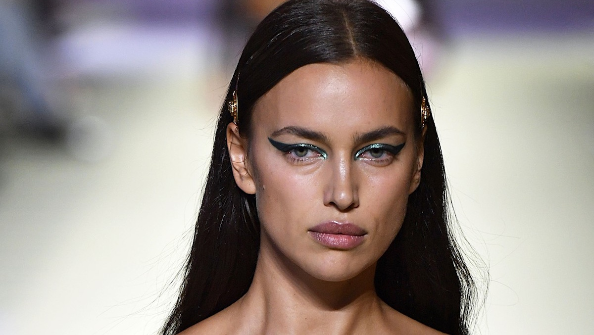 Reverse Eyeliner: Η τάση στο μακιγιάζ για βλέμμα που μαγνητίζει