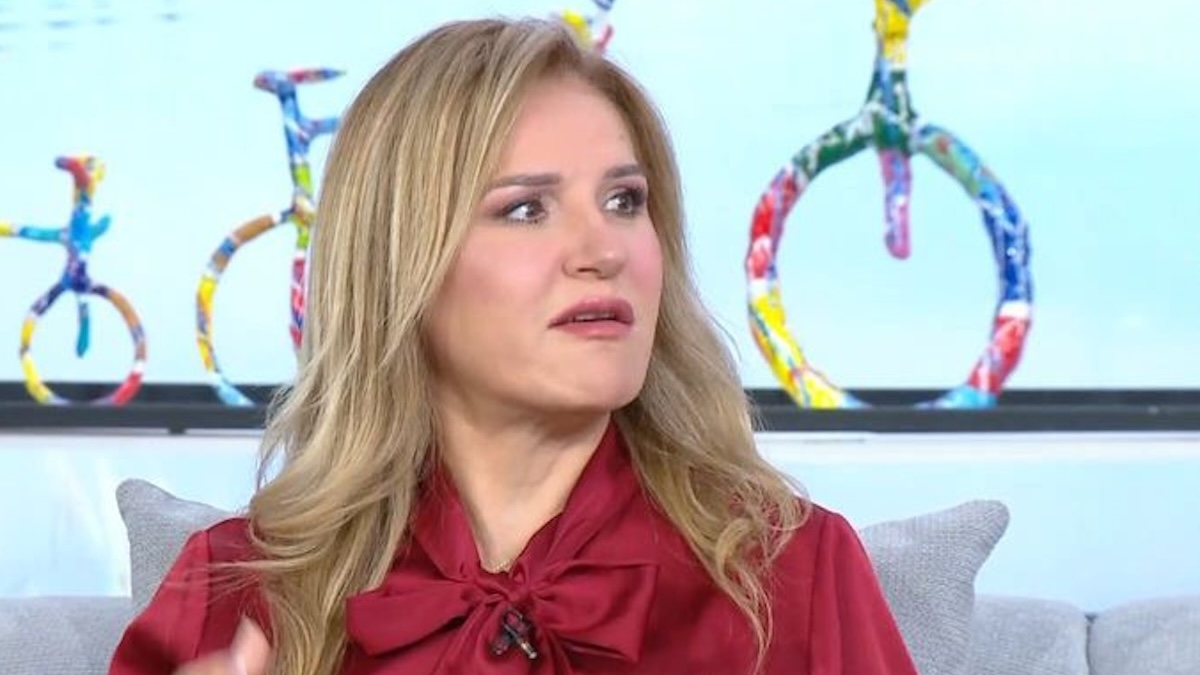 Μπέσσυ Μάλφα: Η ενόχληση για τις ερωτήσεις σχετικά με τον Γεράσιμο Σκιαδαρέση και τις κόρες τους – «Είμαι η Μπέσσυ, ρε παιδιά!»