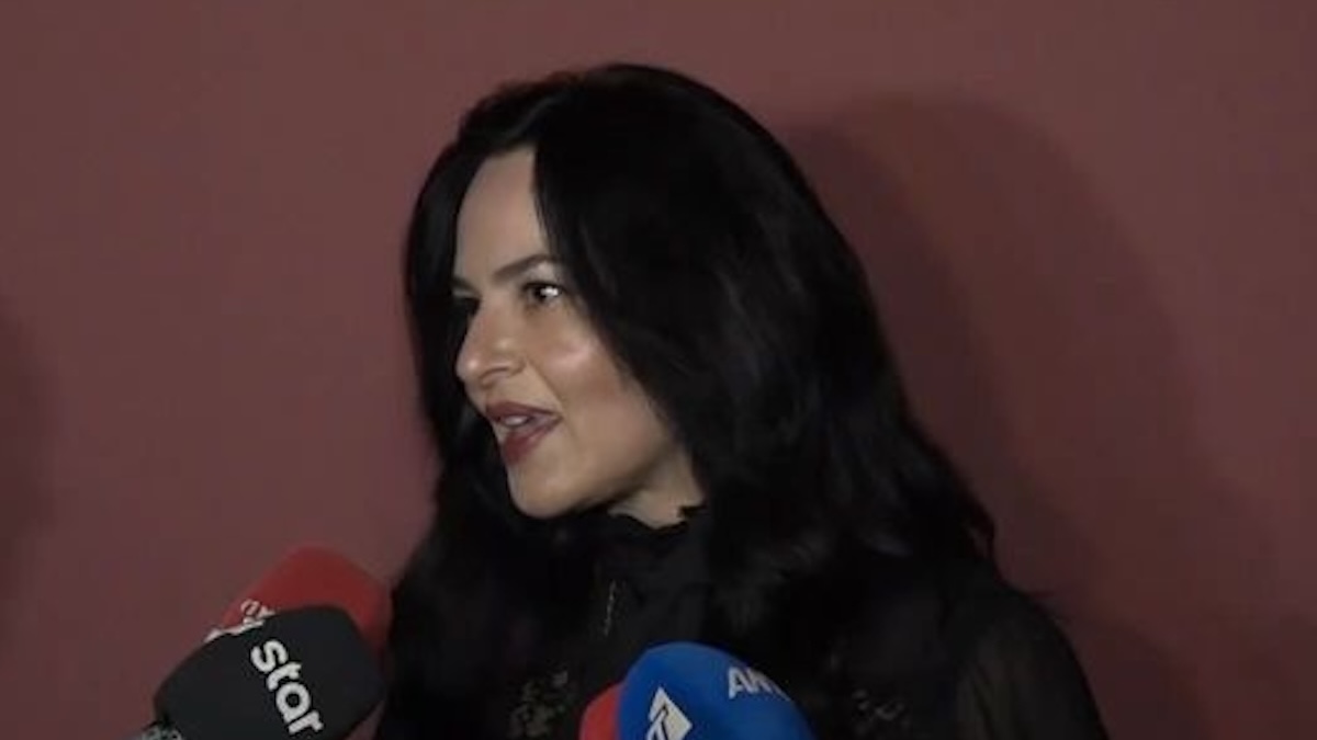 Ζενεβιέβ Μαζαρί: Τι είπε για τον σύζυγό της και τις υποχρεώσεις στο σπίτι – «Δεν ήθελα να τα κάνω μόνη μου και βρήκα τον άντρα μου»