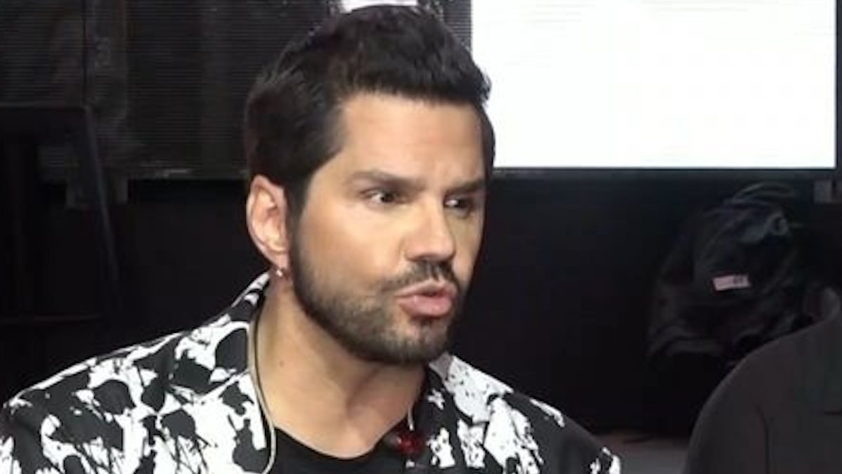 Γιώργος Τσαλίκης: Το μήνυμα που δέχτηκε μετά το σπάσιμο του αυτοκινήτου του – «Σου ξέφυγε κάτι για τον φίλο σου τον τραγουδιστή στο Παρίσι»